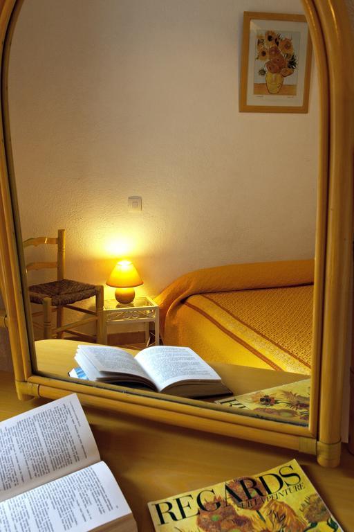 Moulin De Cornevis Bed And Breakfast Privas Zimmer foto